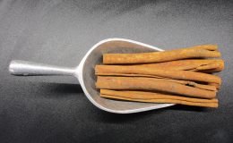 1789 - CINNAMON STICKS 6 IN