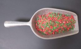 637 - RED & GREEN PEPPERMINT FLAKE