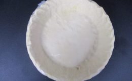 570-01 - MRS. TROYERS PIE CRUST (PACK OF 3) --- THIS ITEM DOES NOT SHIP -- STORE PICKUP ONLY